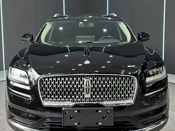 Lincoln Nautilus 2022