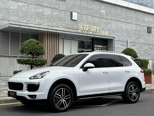 Porsche Cayenne 2015