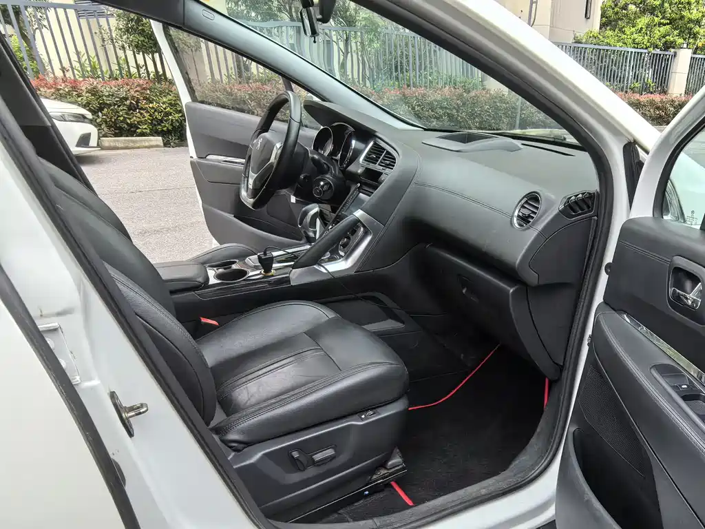Peugeot 3008 2016 — фото 13