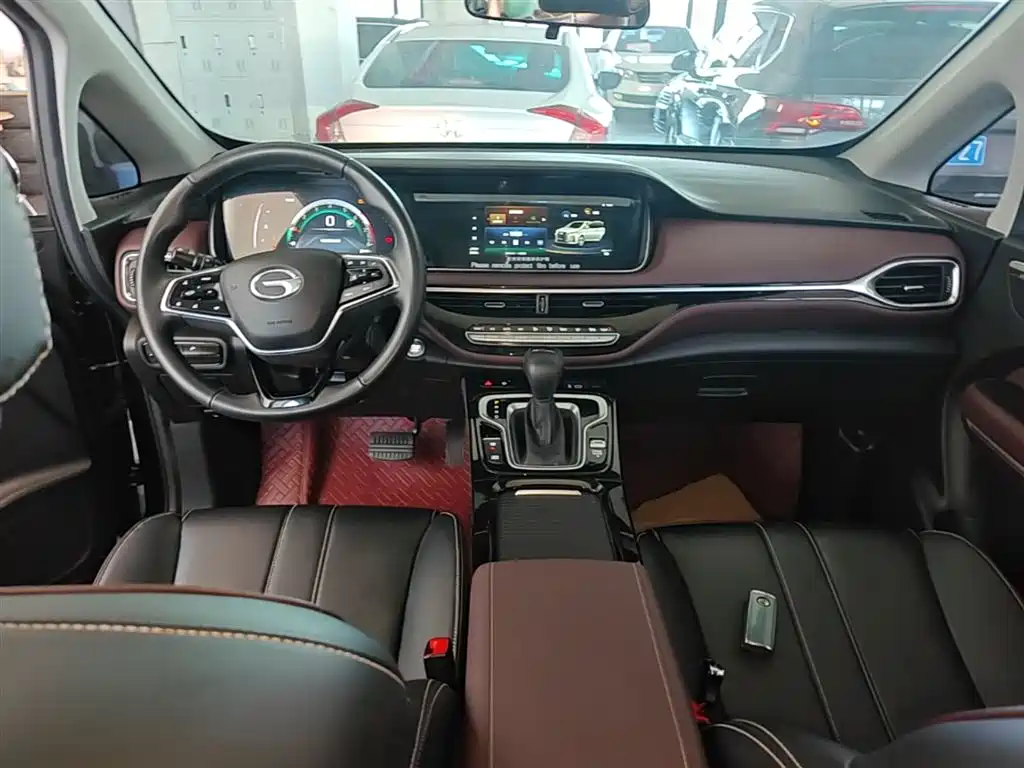 GAC Motor Trumpchi M6 2023 — фото 10
