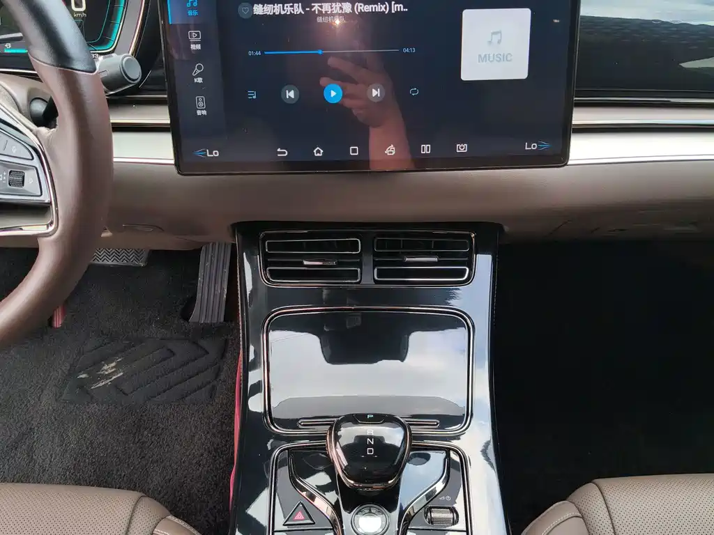 BYD Han 2021 — фото 10