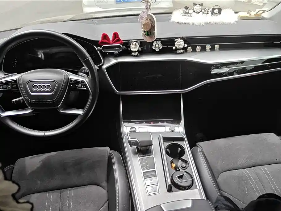 Audi A7L 2025 — фото 12