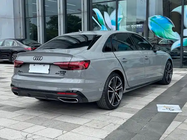 Audi A4L 2025