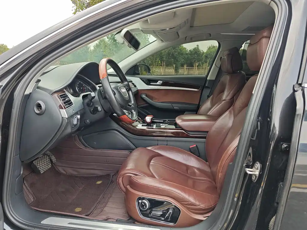 Audi A8 2016