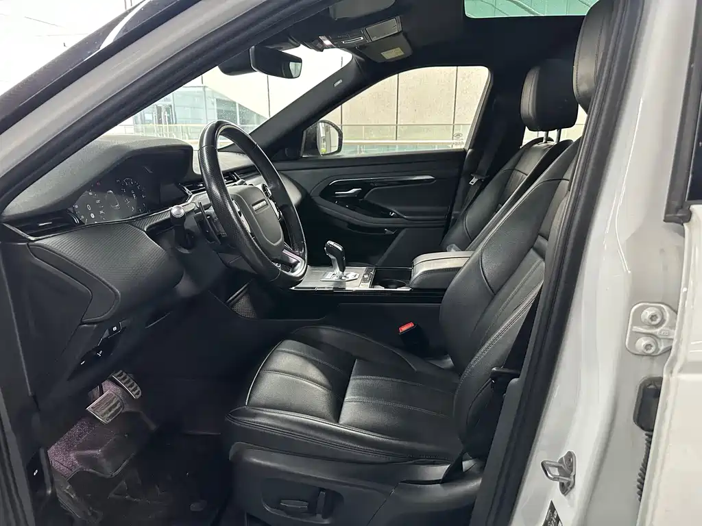Land Rover Evoque 2021 — фото 8