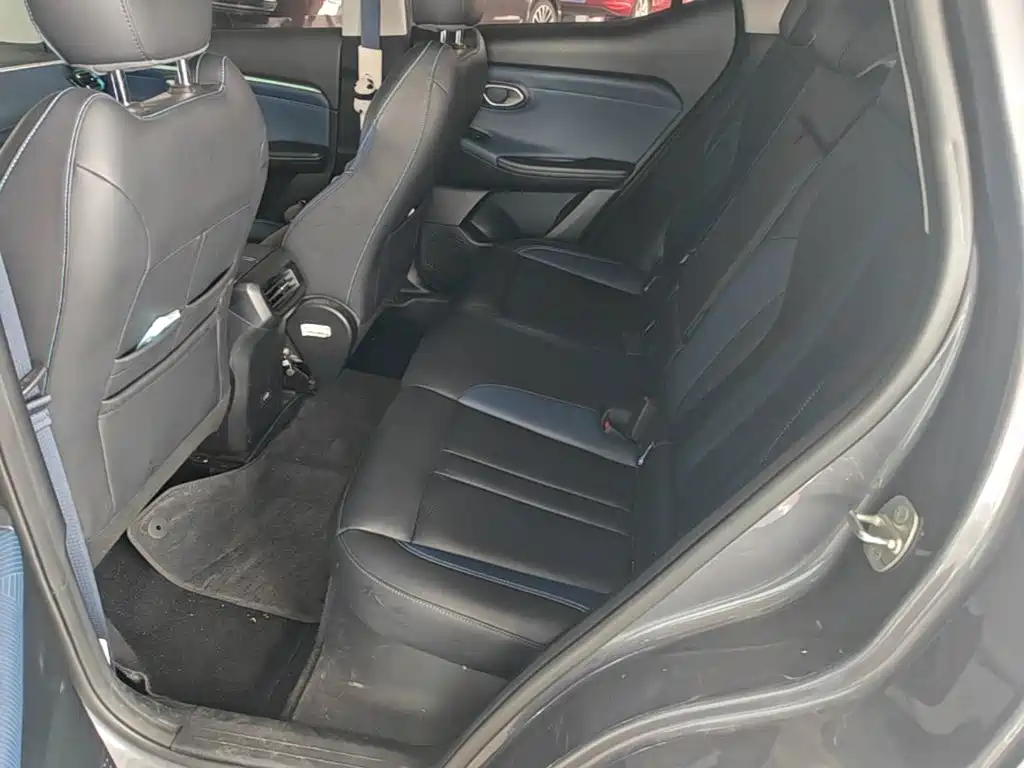 GAC Trumpchi GS3 2023 — фото 17