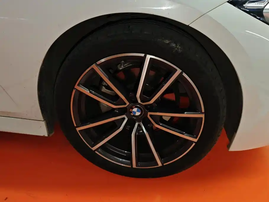 BMW 3 Series 2023