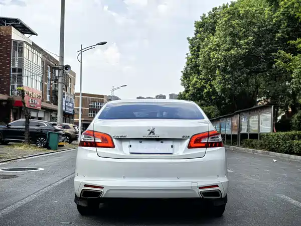 Peugeot 408 2014