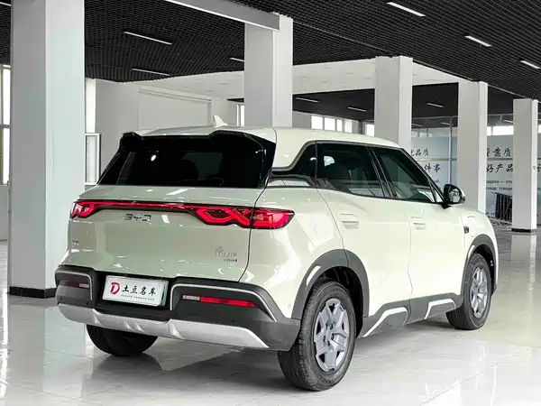 BYD Yuan UP 2025