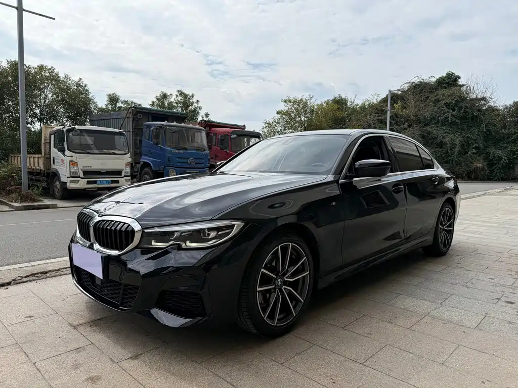 BMW 3 Series 2022