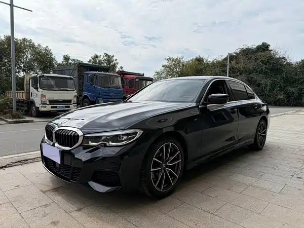 BMW 3 Series 2022