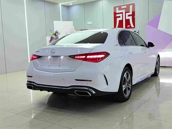 Mercedes-Benz C-Class 2022
