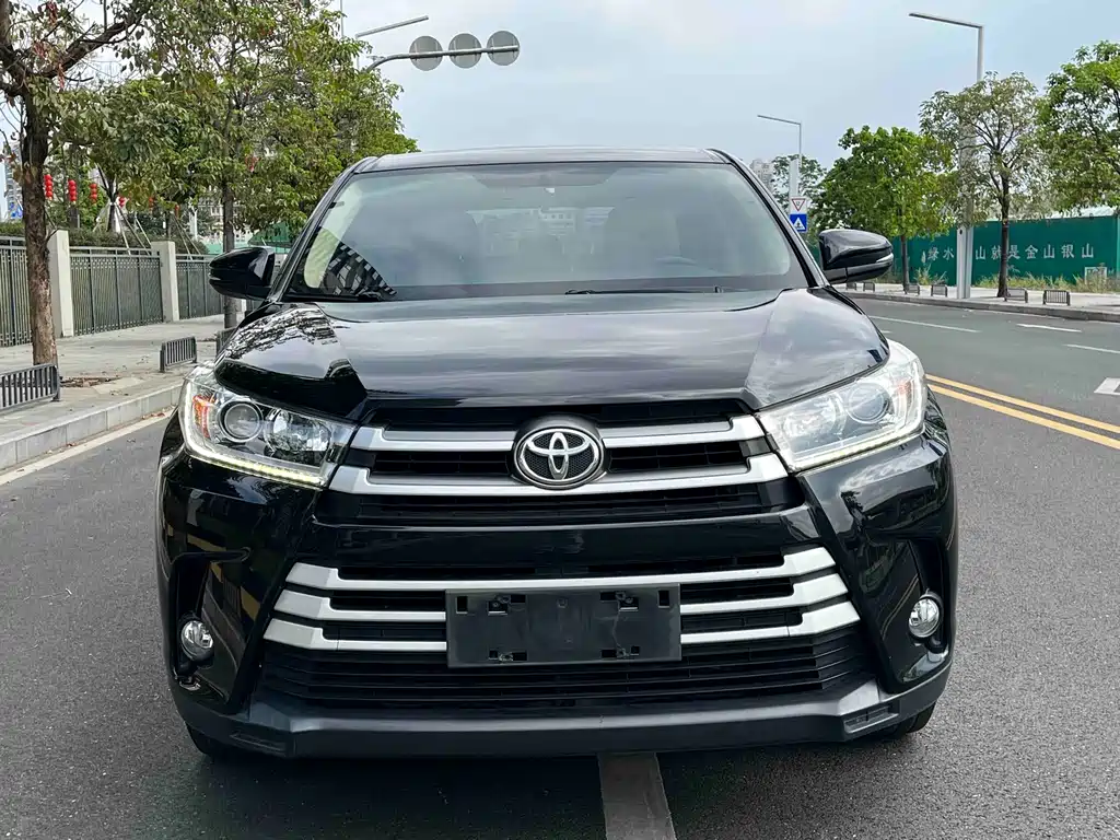 Toyota Highlander 2019 — фото 2