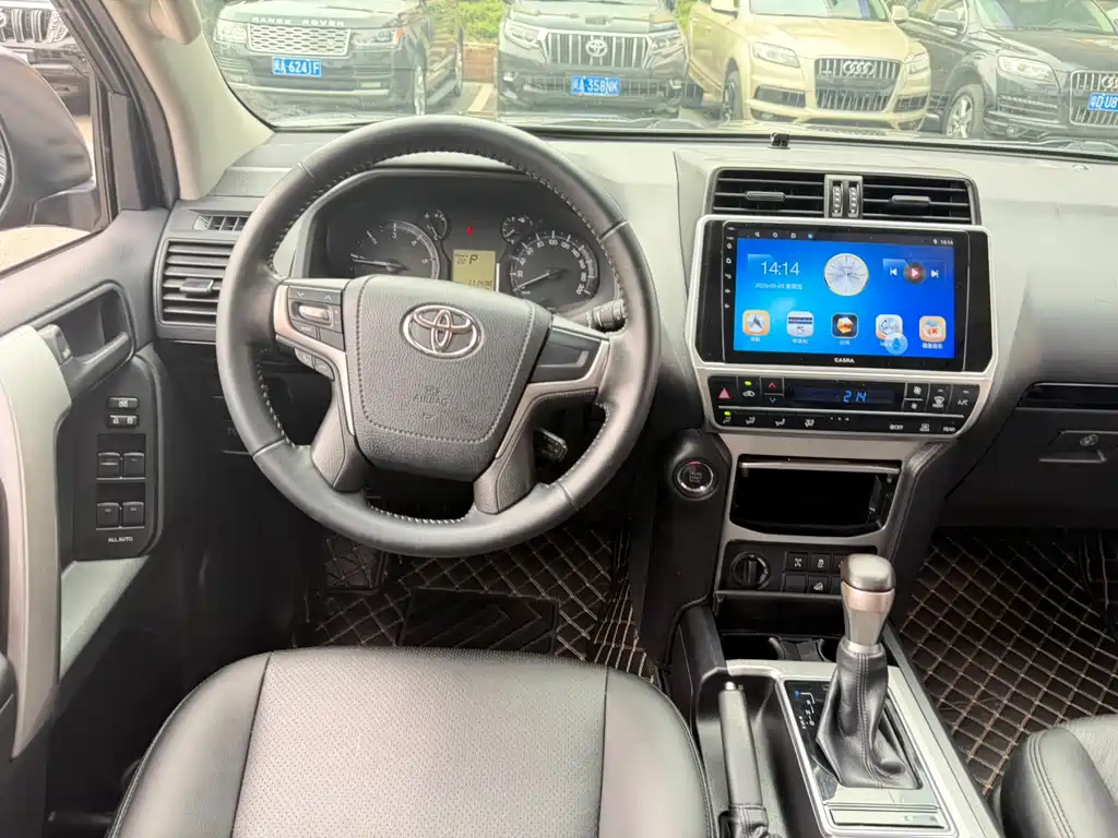 Toyota Prado 2019 — фото 10