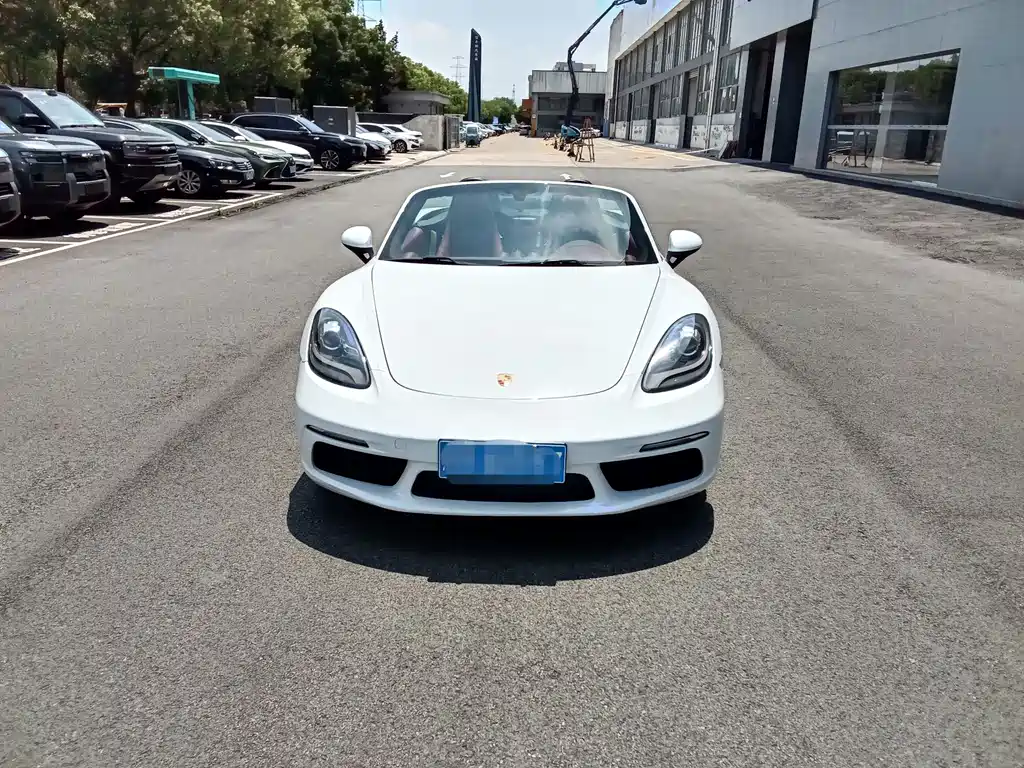 Porsche 718 2016