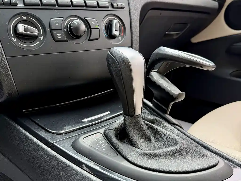 BMW 1 Series 2014 — фото 15