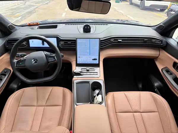 NIO ES8 2020