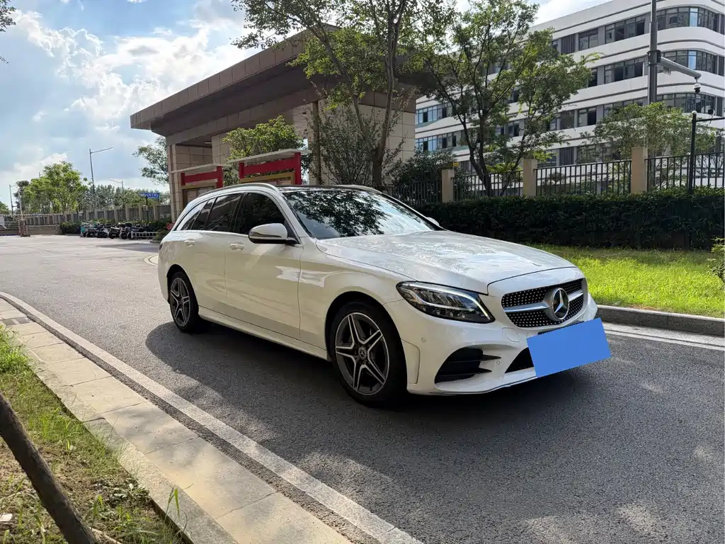 Mercedes-Benz C-Class 2019 — фото 3