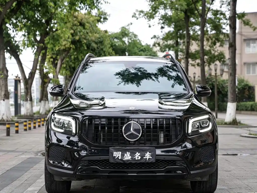 Mercedes-Benz GLB 2021
