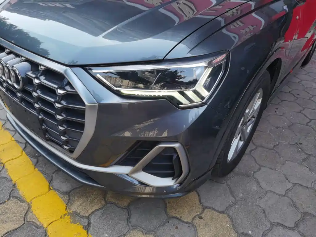 Audi Q3 2020 — фото 18