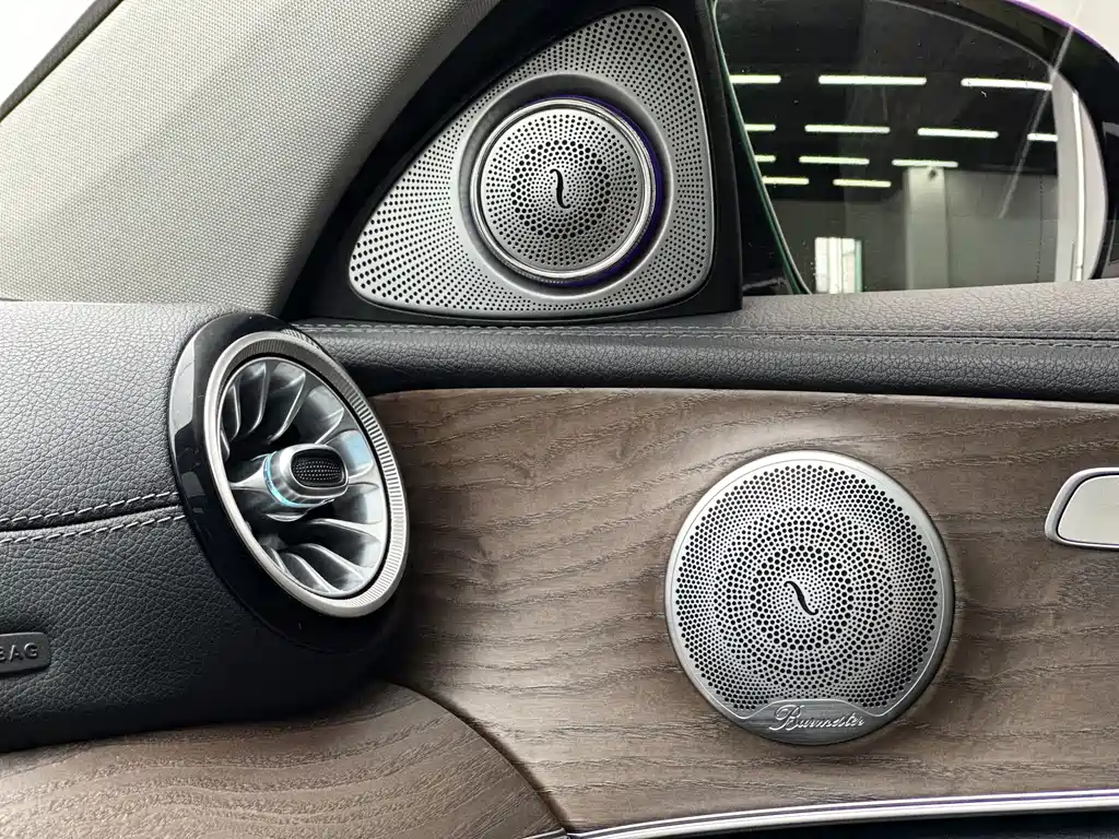 Mercedes-Benz E-Class New Energy 2020 — фото 12