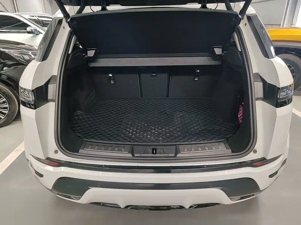 Land Rover Evoque PHEV 2024 — фото 15