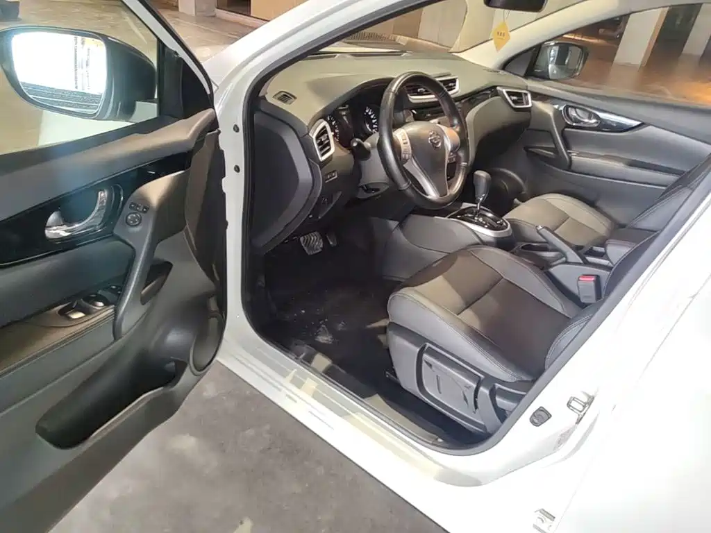 Nissan Qashqai 2017 — фото 16