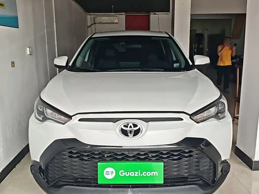 Toyota Frontlander 2024
