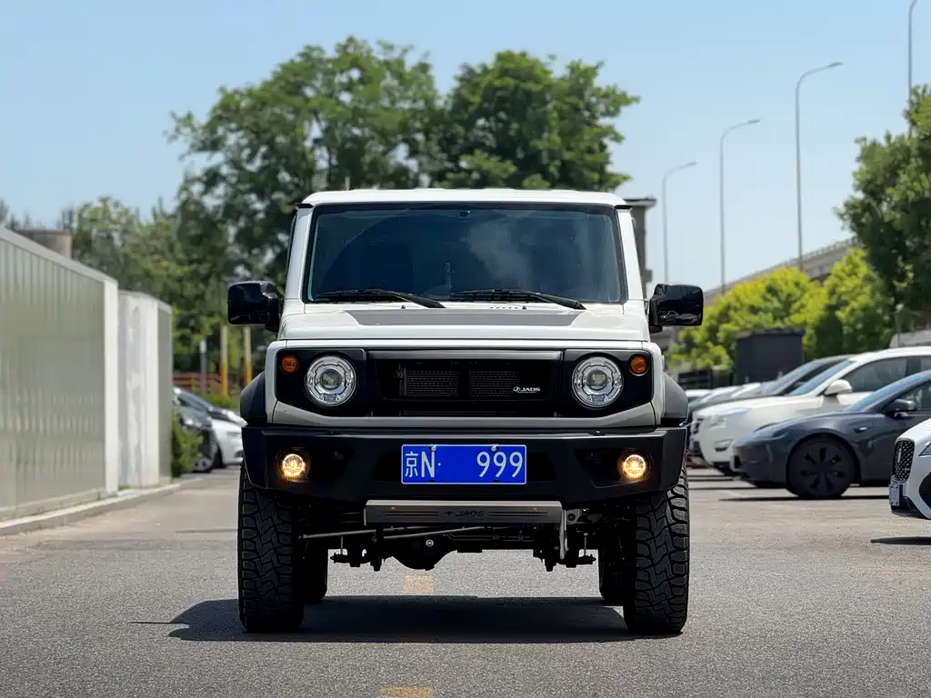 Suzuki Jimny 2026 — фото 2