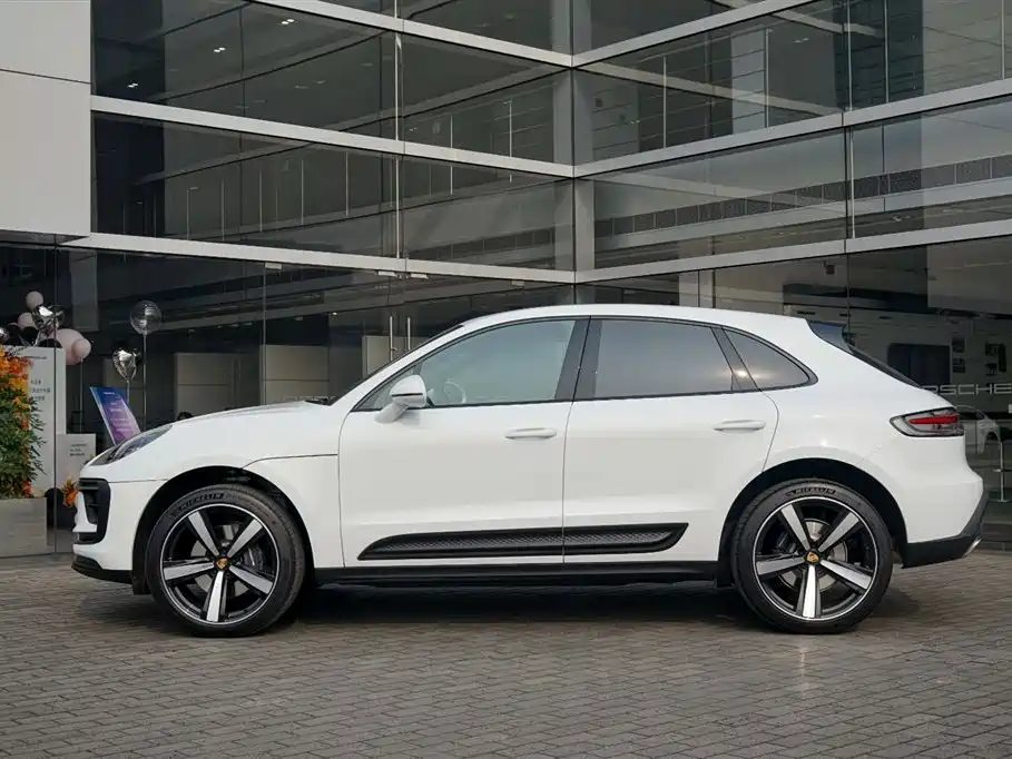 Porsche Macan 2025 — фото 2