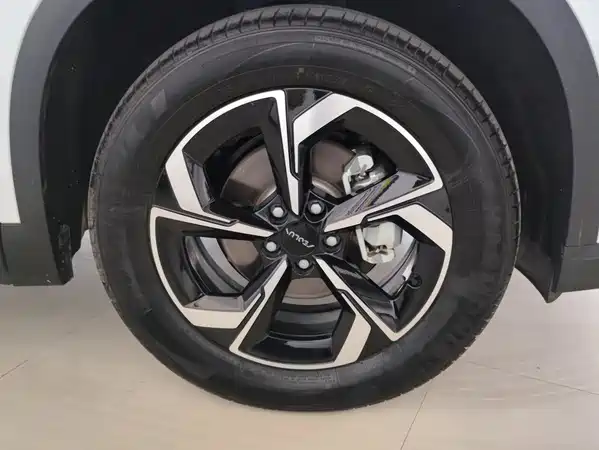 Dongfeng Fengshen L7 2026