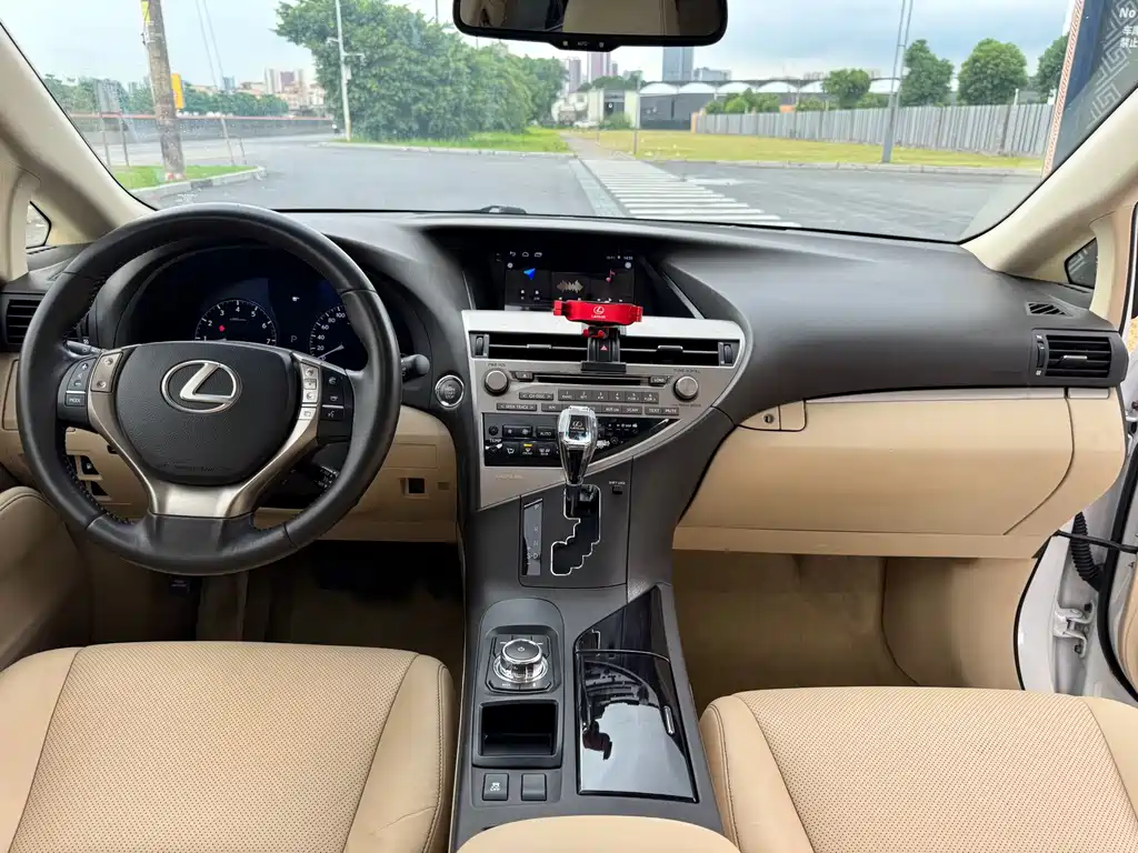 Lexus RX Classic 2013 — фото 10