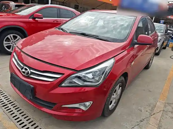 Hyundai Accent 2014