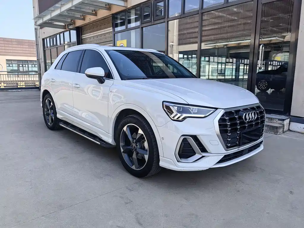 Audi Q3 2023