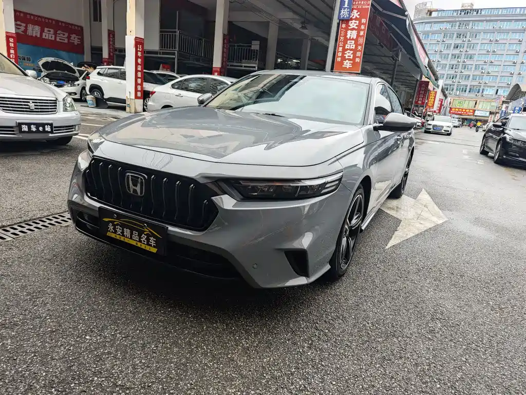 Honda Inspire 2023 — фото 1
