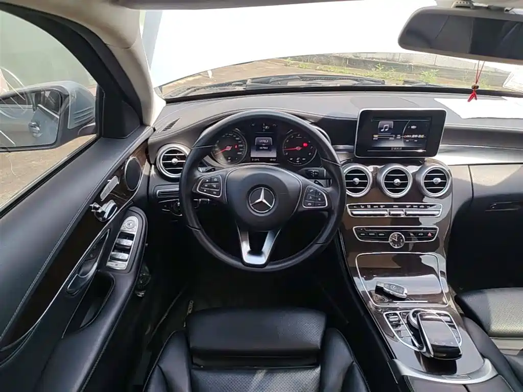 Mercedes-Benz C-Class 2015 — фото 11