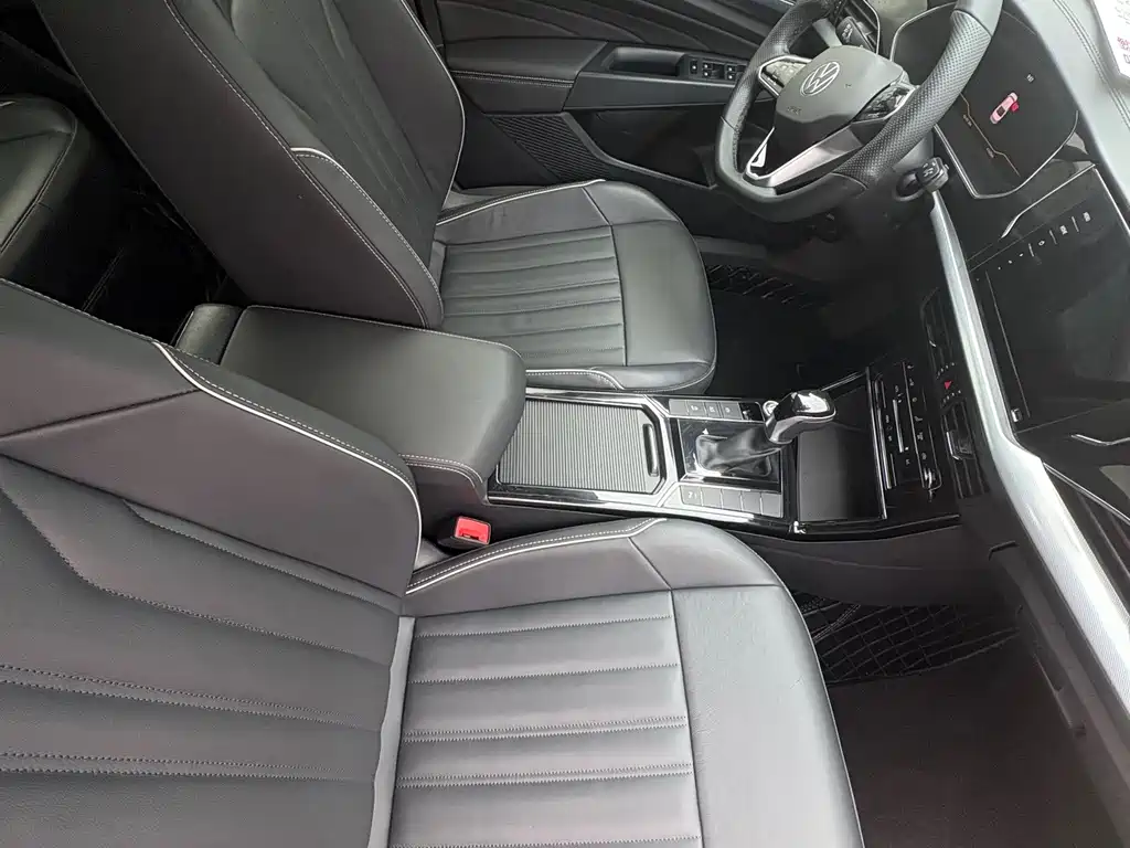 Volkswagen Passat 2023