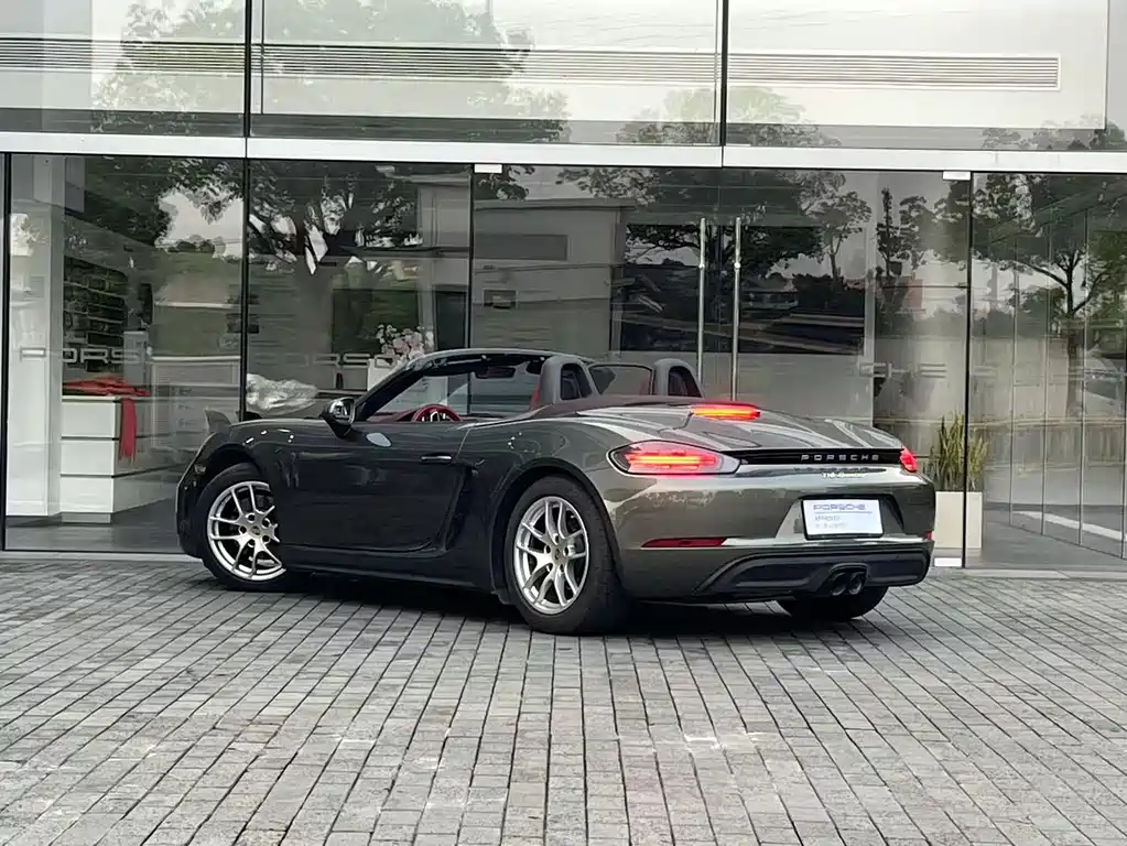 Porsche 718 2022 — фото 3