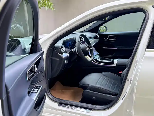 Mercedes-Benz C-Class 2022