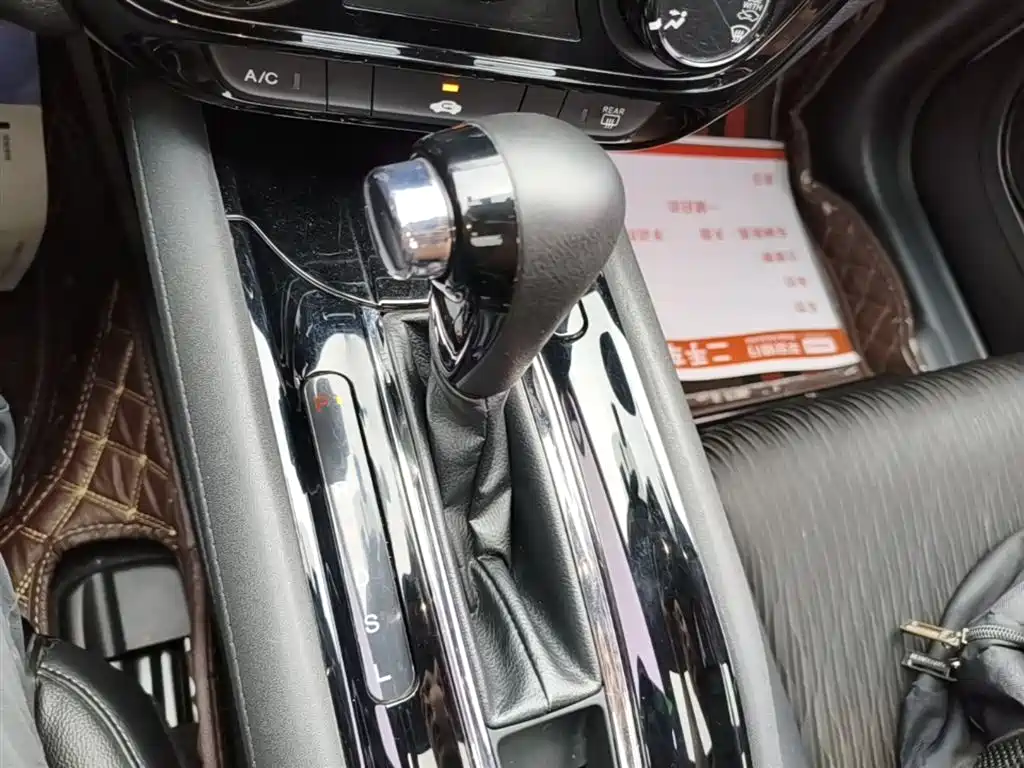Honda Vezel 2019 — фото 14