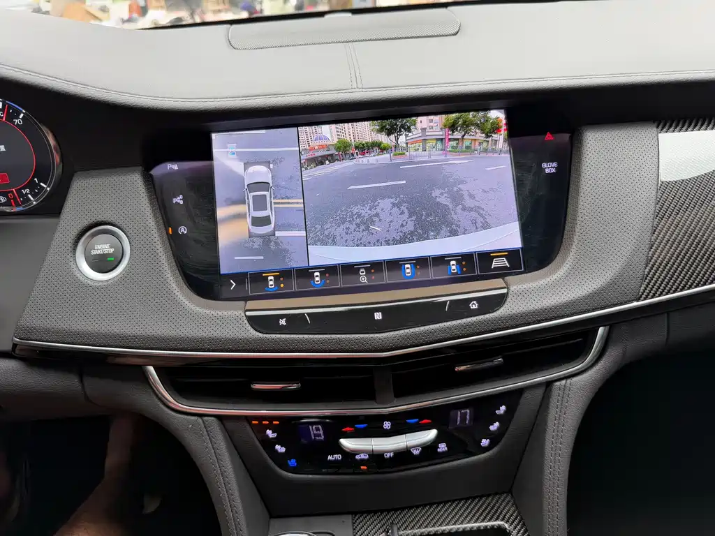 Cadillac CT6 2023 — фото 21