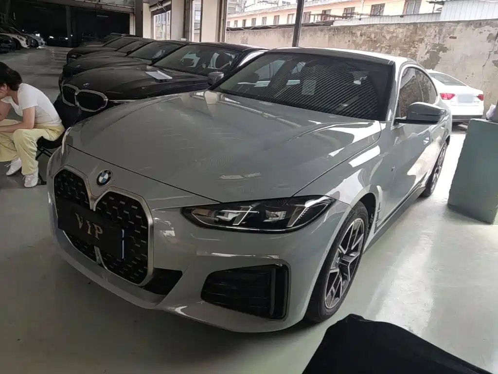 BMW 4 Series 2025