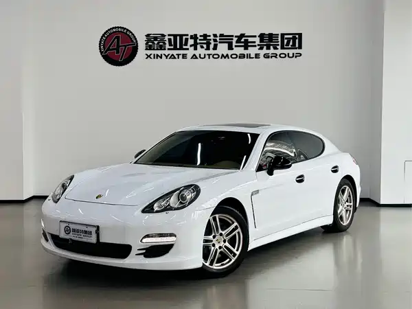 Porsche Panamera 2012