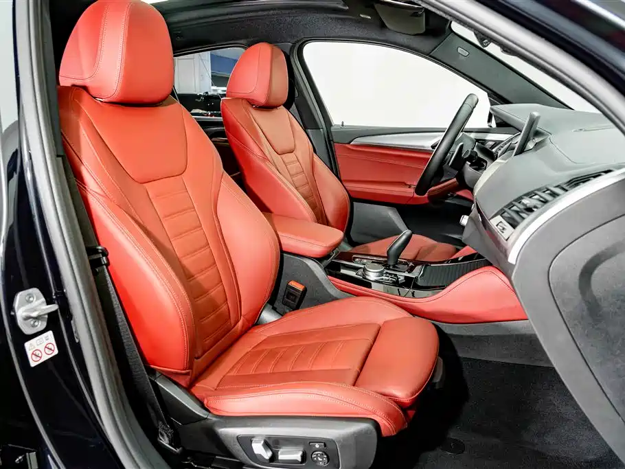 BMW X4 2021 — фото 23