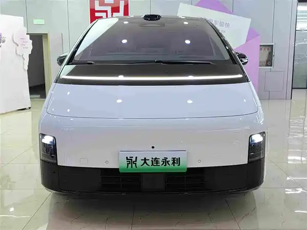 Li Auto MEGA 2025