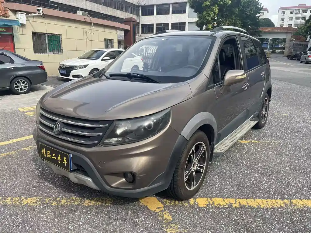 Dongfeng Jingyi X5 2013