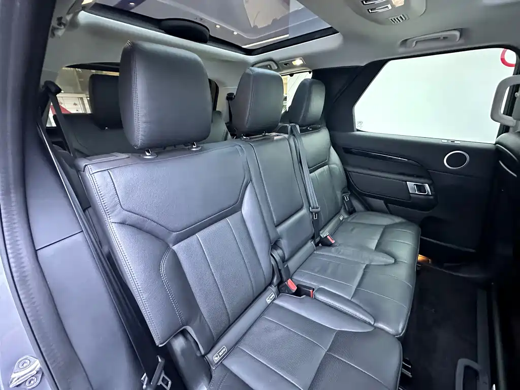Land Rover Discovery 2021 — фото 14