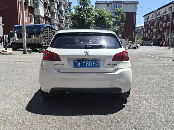 Peugeot 308S 2015