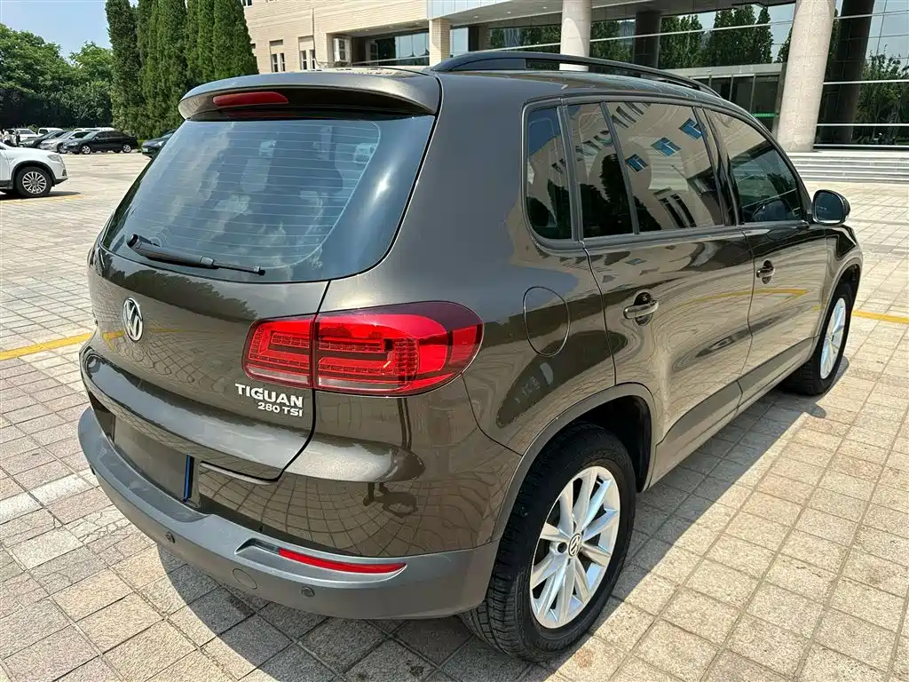 Volkswagen Tiguan 2018 — фото 7