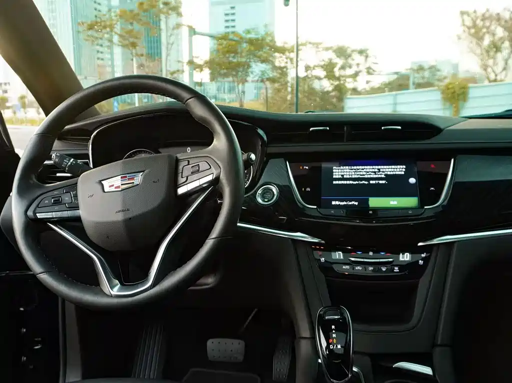 Cadillac XT6 2021 — фото 12